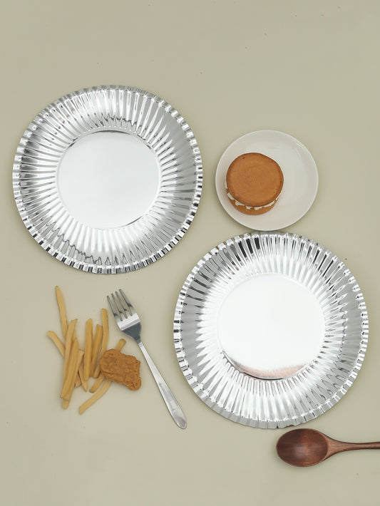 100pcs silver disposable dining plate, suitable for various occasions such as gatherings, parties, weddings, etc.